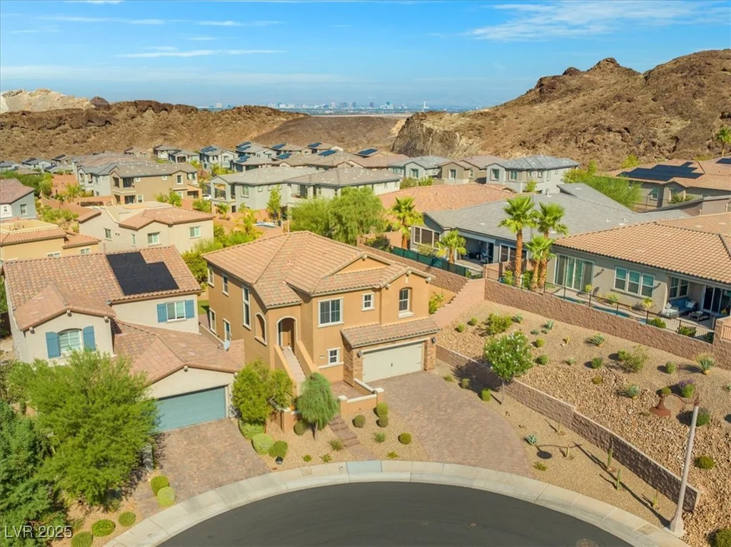 15 Via Amarone, Henderson, NV 89011