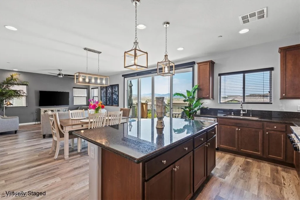 15 Via Amarone, Henderson, NV 89011