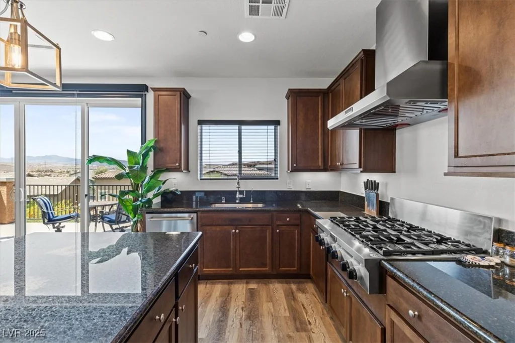 15 Via Amarone, Henderson, NV 89011