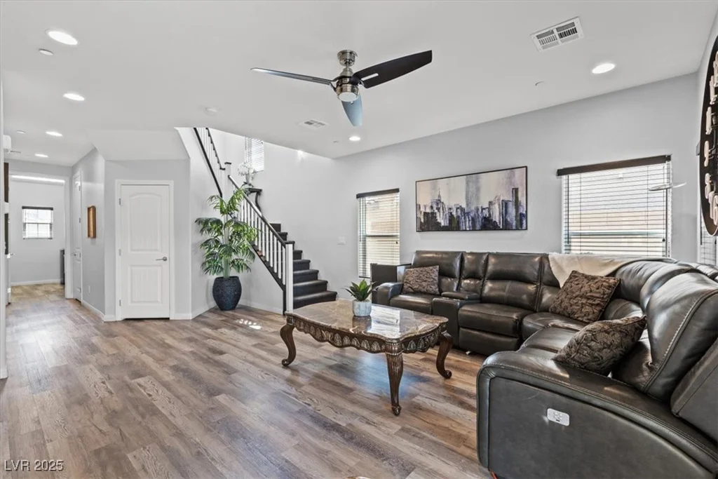 15 Via Amarone, Henderson, NV 89011