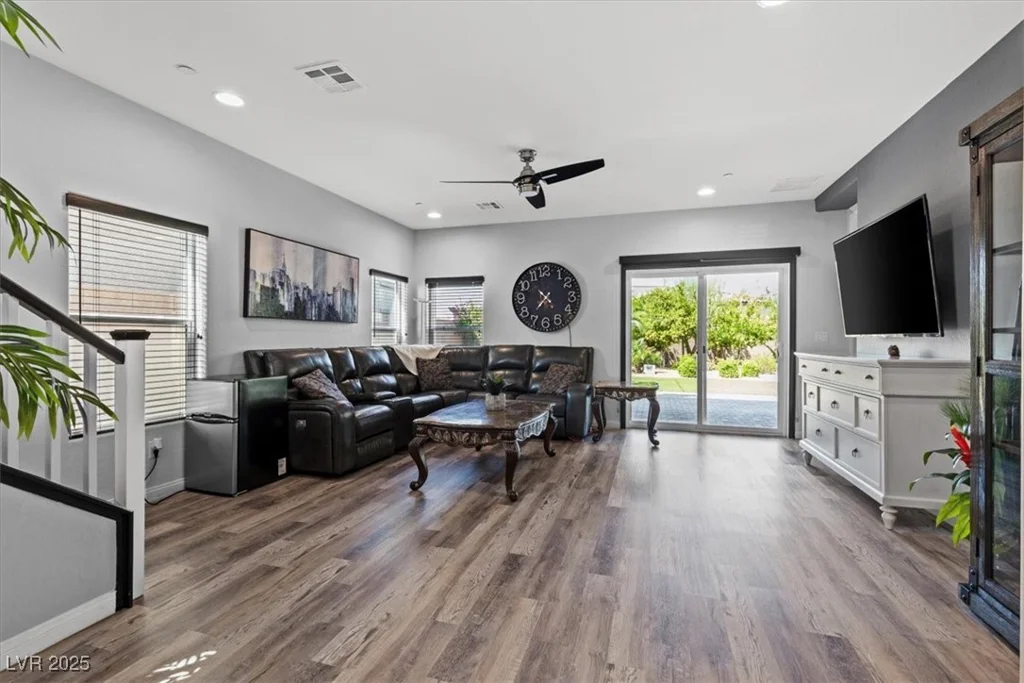 15 Via Amarone, Henderson, NV 89011