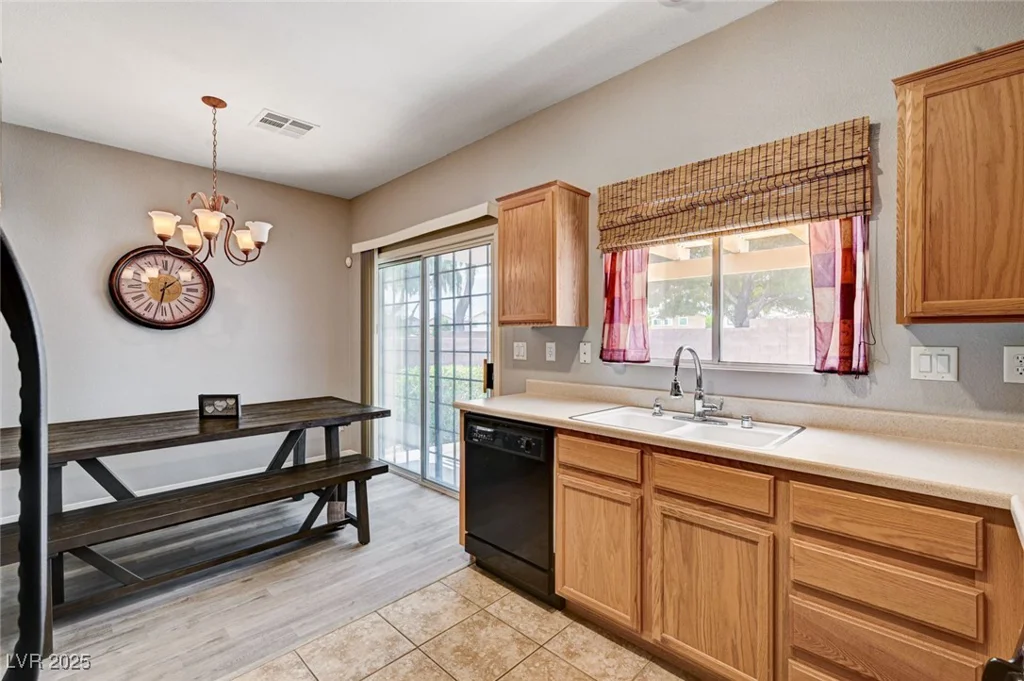 6059 Black Gold, North Las Vegas, NV 89031