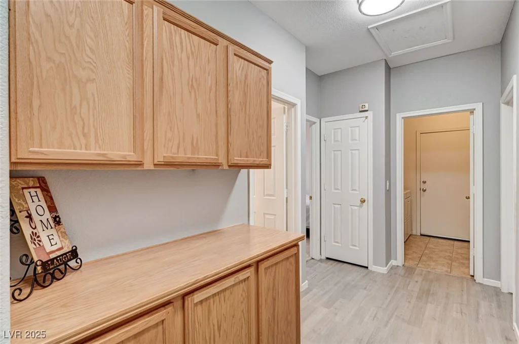 6059 Black Gold, North Las Vegas, NV 89031