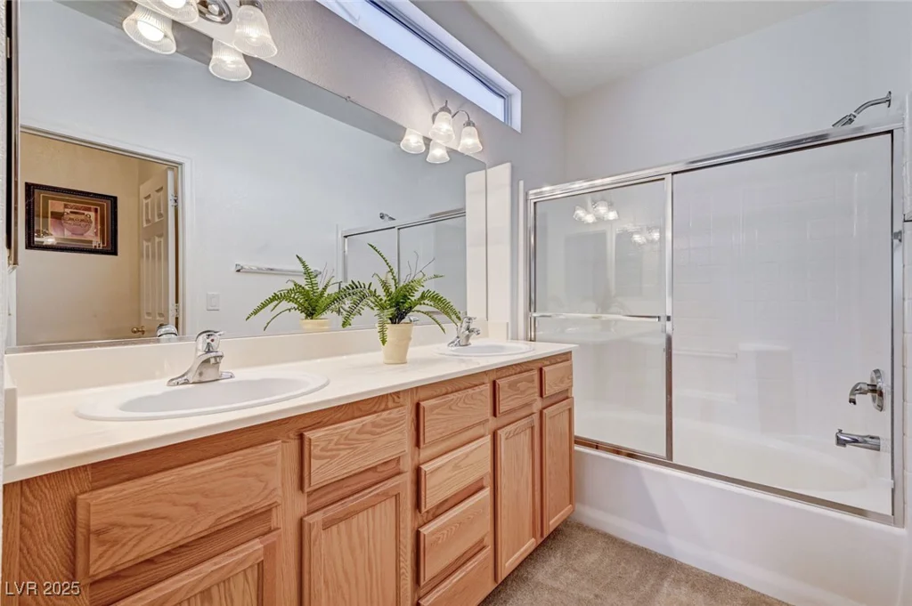 6059 Black Gold, North Las Vegas, NV 89031