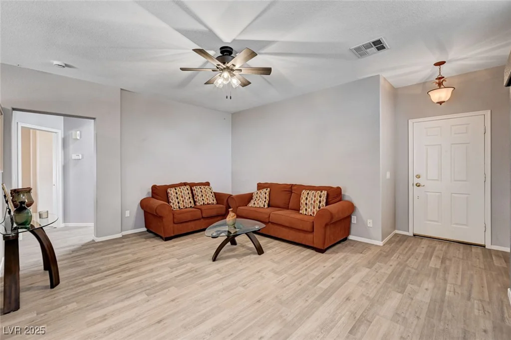 6059 Black Gold, North Las Vegas, NV 89031