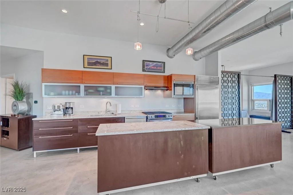 200 Hoover, Las Vegas, NV 89101