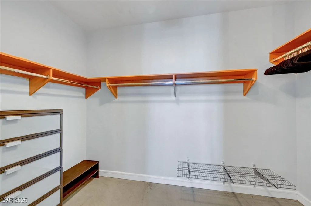 200 Hoover, Las Vegas, NV 89101