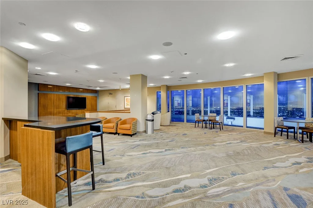 200 Hoover, Las Vegas, NV 89101