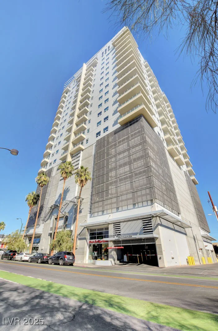 200 Hoover, Las Vegas, NV 89101