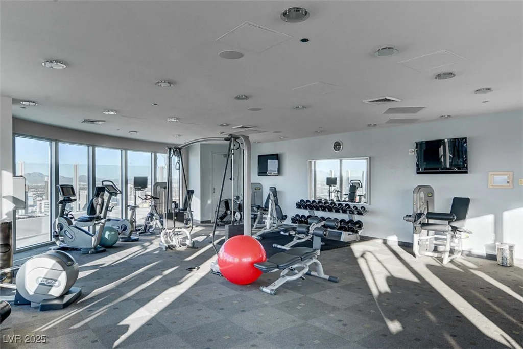 200 Hoover, Las Vegas, NV 89101