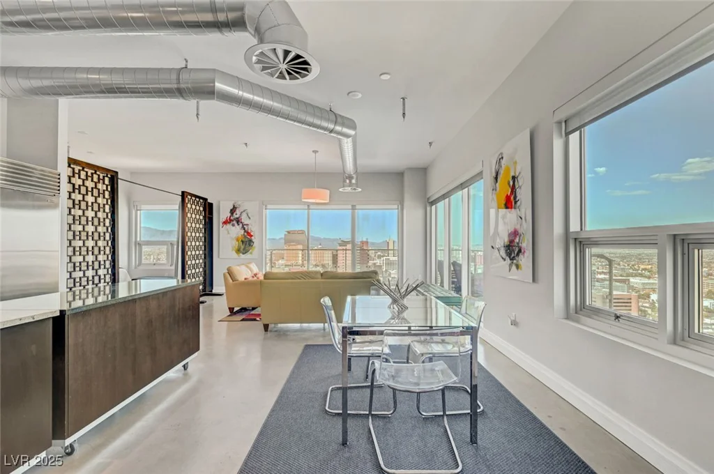 200 Hoover, Las Vegas, NV 89101