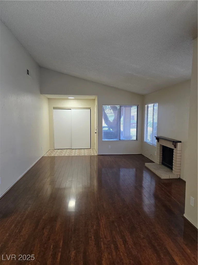 123 Sirnoble, Las Vegas, NV 89110