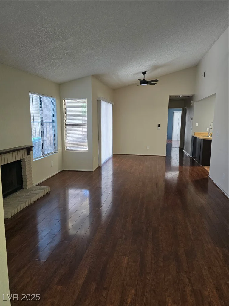 123 Sirnoble, Las Vegas, NV 89110