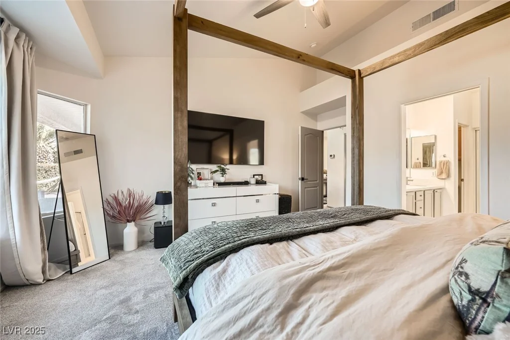 2133 Desert Pines, Las Vegas, NV 89134