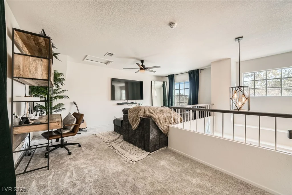 2133 Desert Pines, Las Vegas, NV 89134