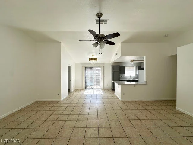 5400 Maddox, Las Vegas, NV 89107