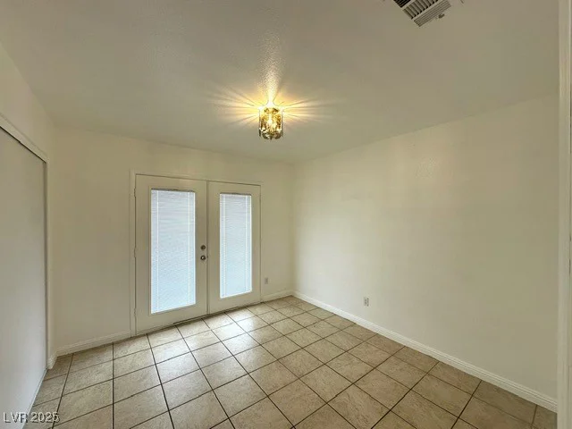 5400 Maddox, Las Vegas, NV 89107