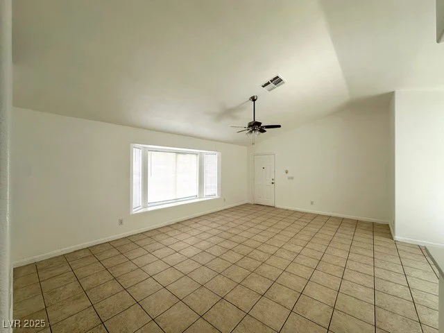 5400 Maddox, Las Vegas, NV 89107