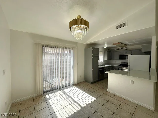 5400 Maddox, Las Vegas, NV 89107