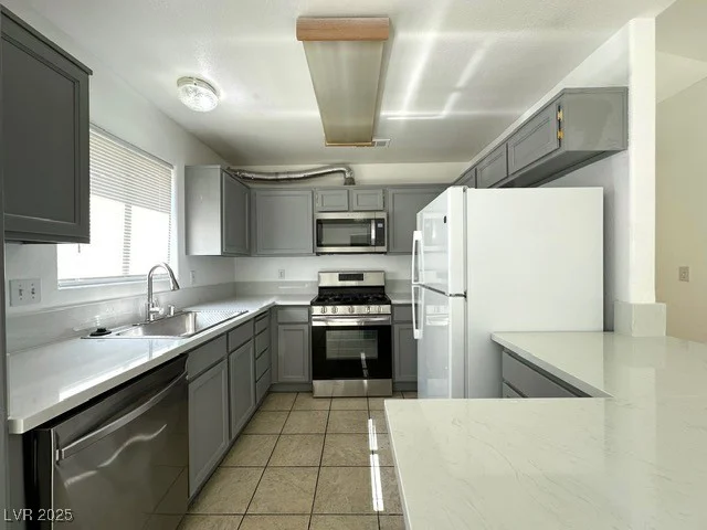 5400 Maddox, Las Vegas, NV 89107