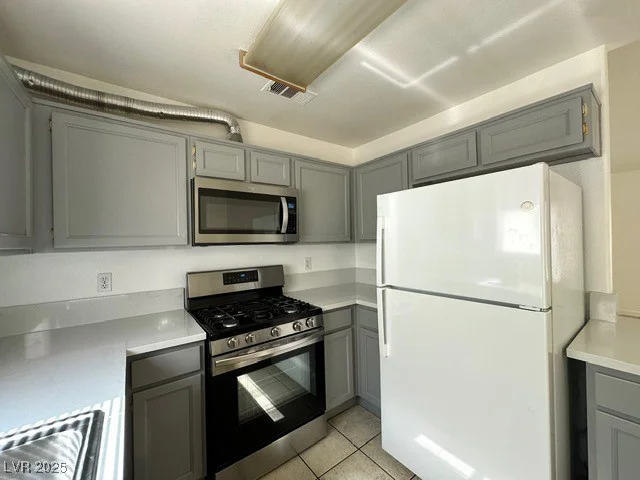 5400 Maddox, Las Vegas, NV 89107