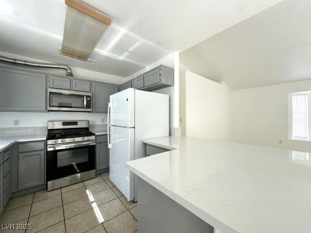 5400 Maddox, Las Vegas, NV 89107