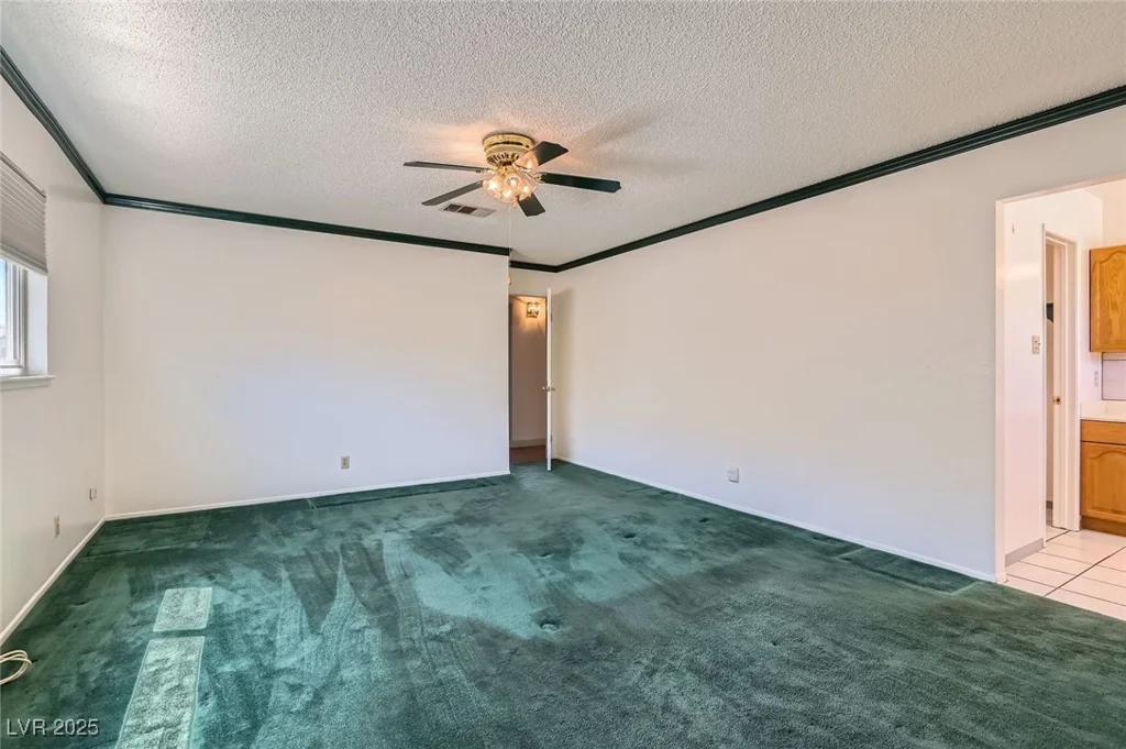 7704 Peacock, Las Vegas, NV 89145