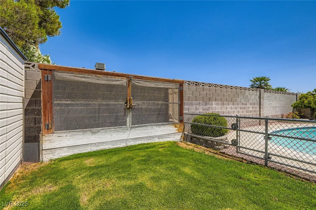 7704 Peacock, Las Vegas, NV 89145