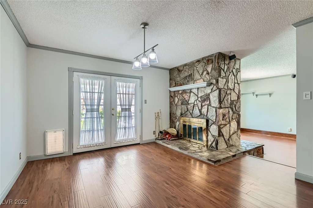 7704 Peacock, Las Vegas, NV 89145