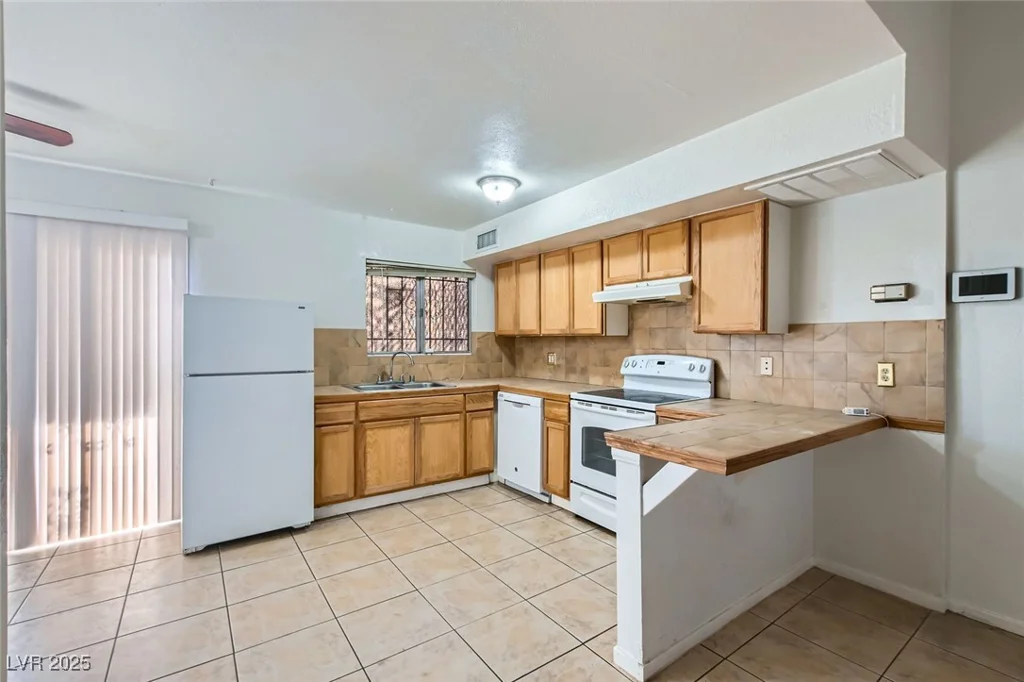 5125 Gray, Las Vegas, NV 89119