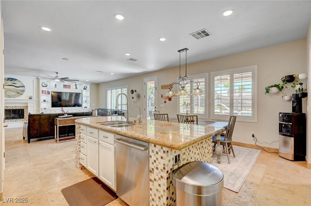 7009 Via Campanile, Las Vegas, NV 89131