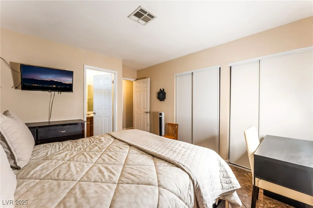 170 Palisade, Las Vegas, NV 89110