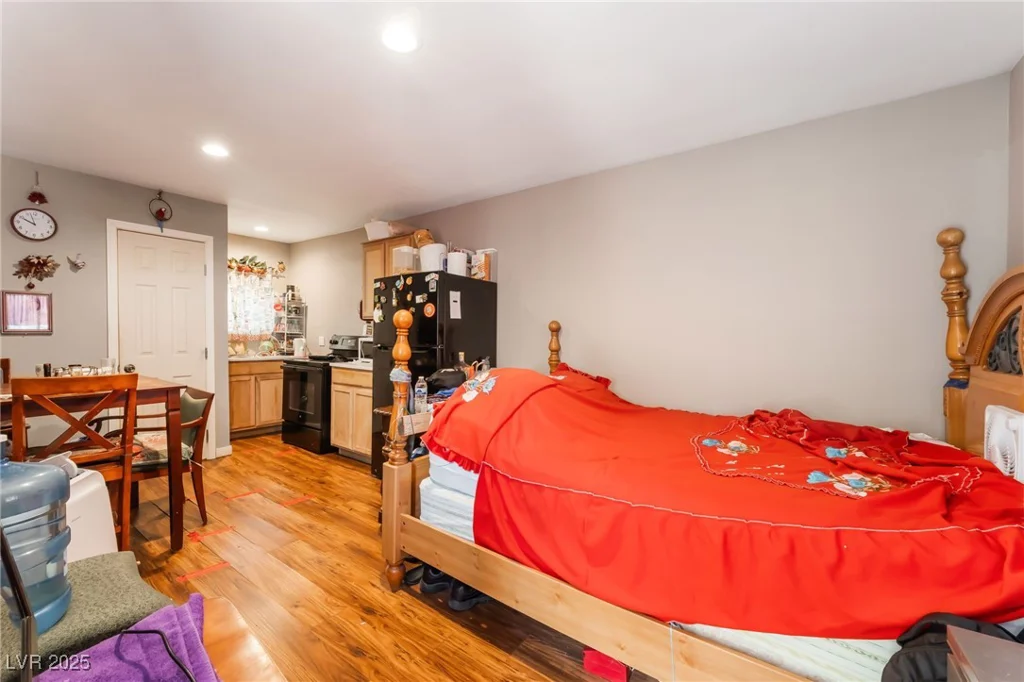 170 Palisade, Las Vegas, NV 89110