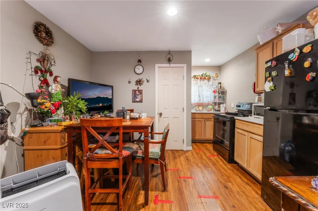 170 Palisade, Las Vegas, NV 89110