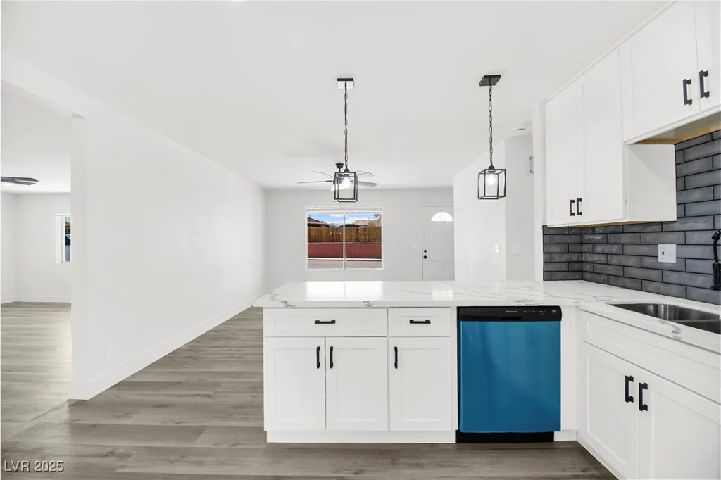 255 Winona, Henderson, NV 89015