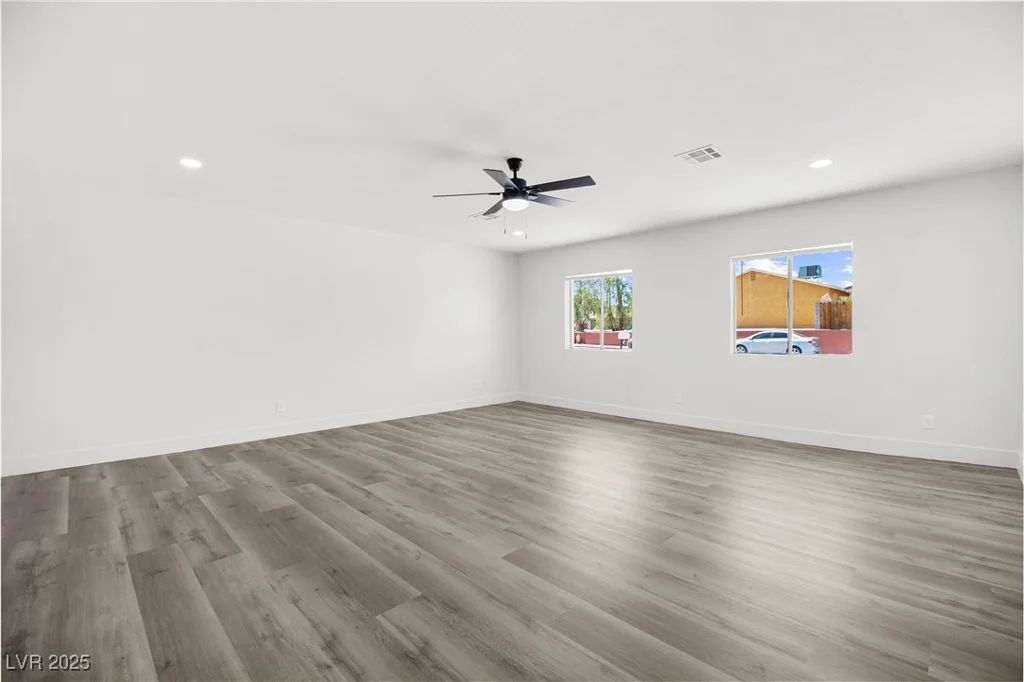 255 Winona, Henderson, NV 89015