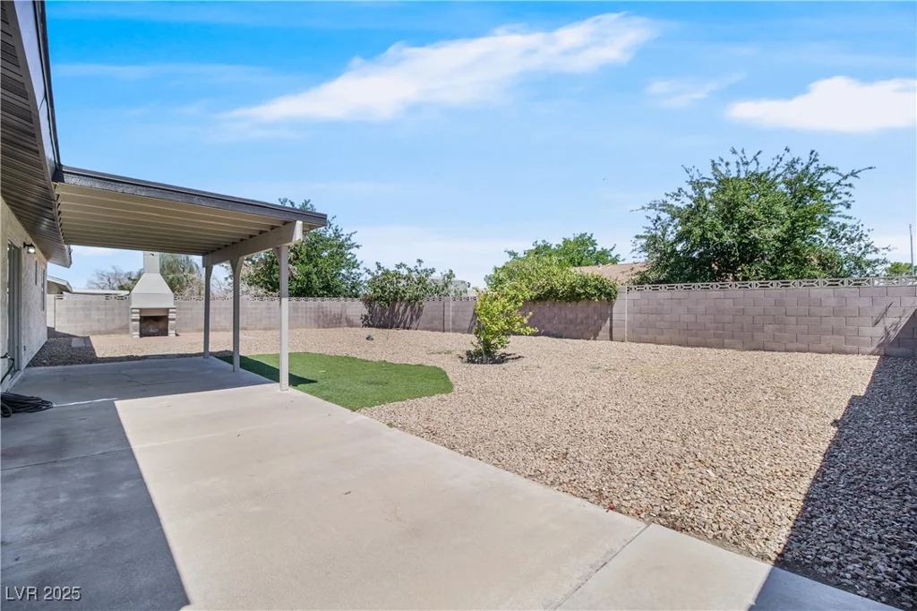 255 Winona, Henderson, NV 89015