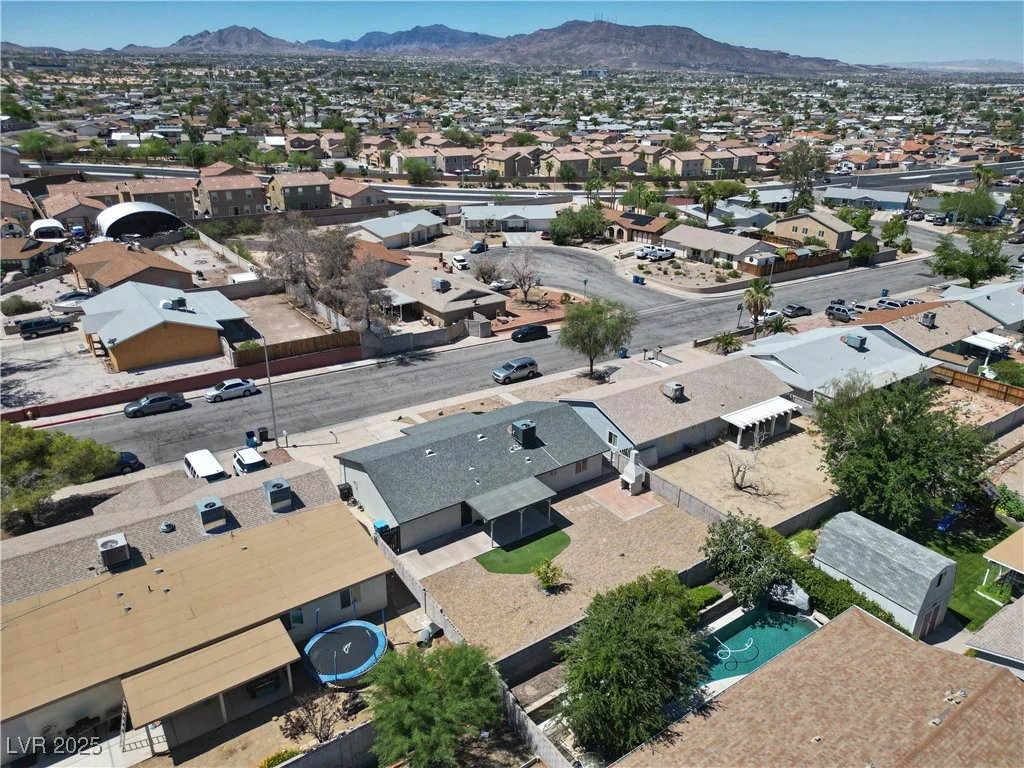 255 Winona, Henderson, NV 89015