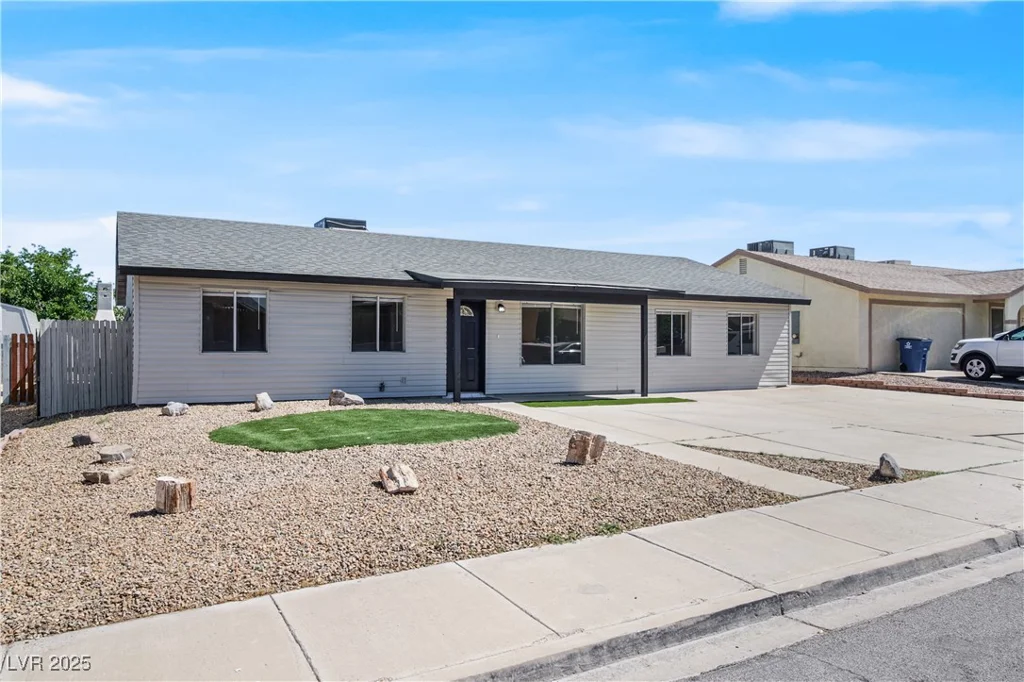 255 Winona, Henderson, NV 89015