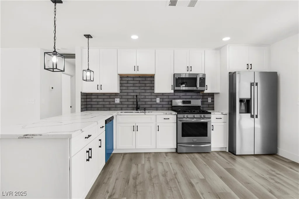 255 Winona, Henderson, NV 89015