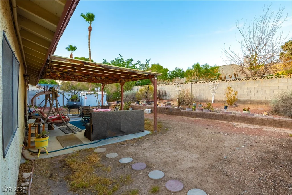744 Milstead, Las Vegas, NV 89110