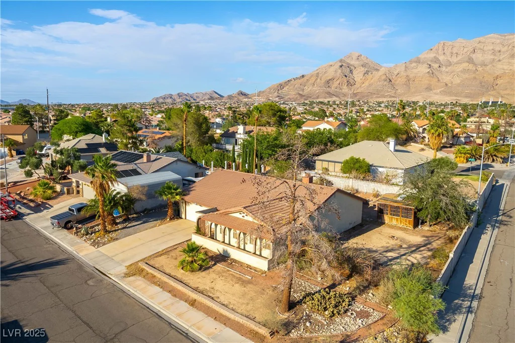 744 Milstead, Las Vegas, NV 89110