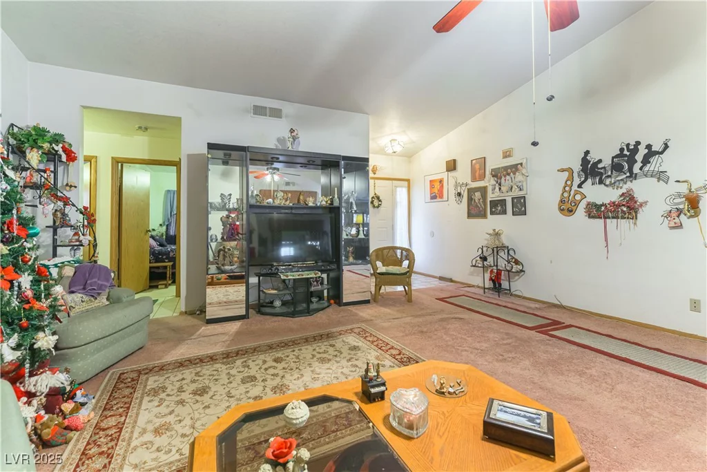744 Milstead, Las Vegas, NV 89110