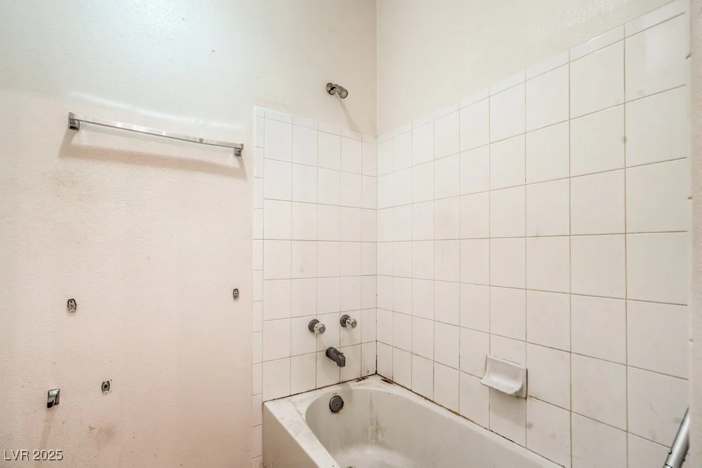 2912 Desert Zinnia, Las Vegas, NV 89135