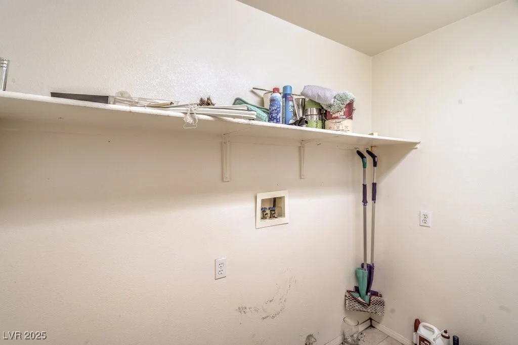 2912 Desert Zinnia, Las Vegas, NV 89135