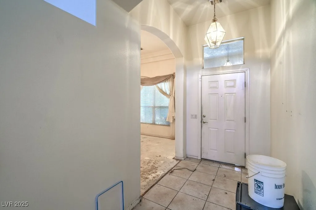 2912 Desert Zinnia, Las Vegas, NV 89135