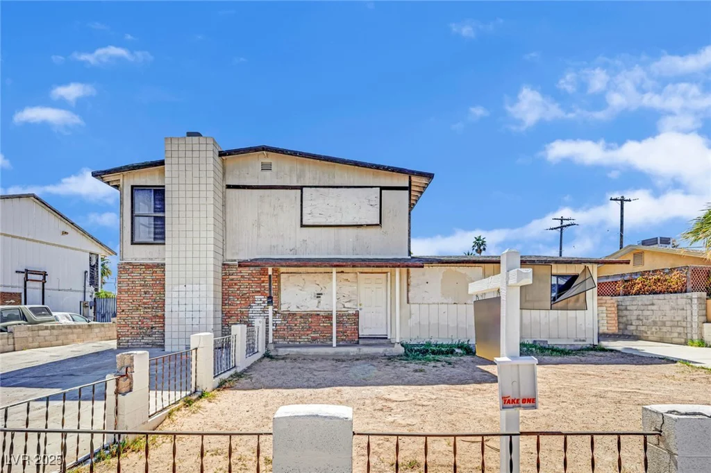 3009 Merritt, Las Vegas, NV 89102