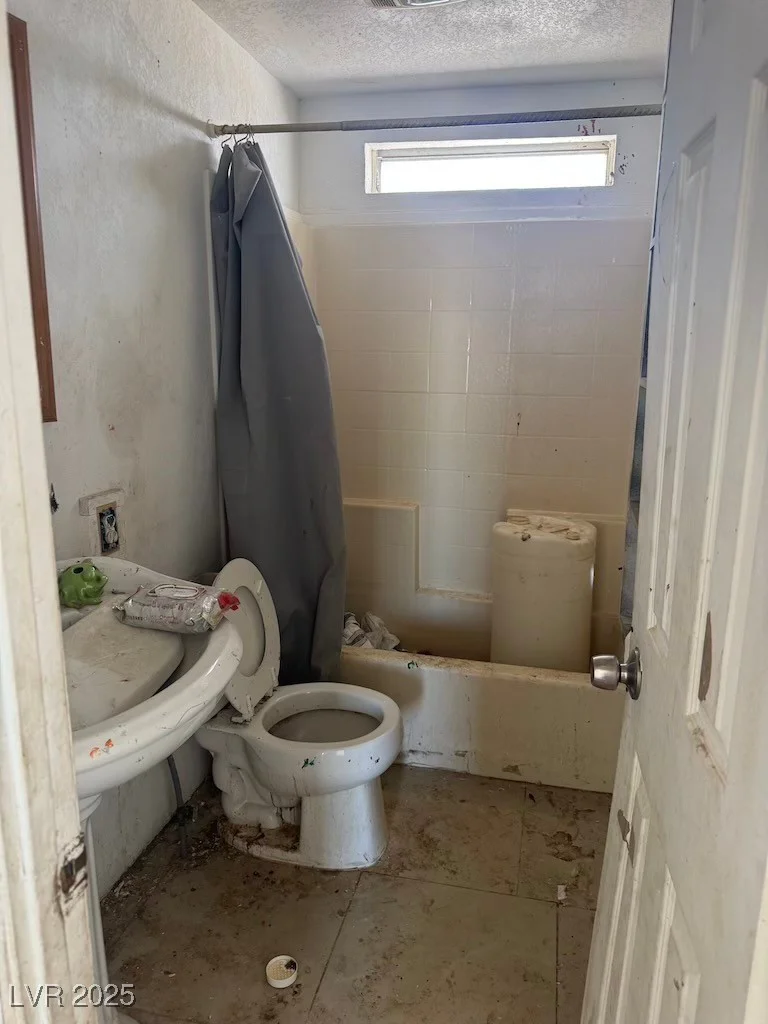 891 Julia St, Pahrump, NV 89048