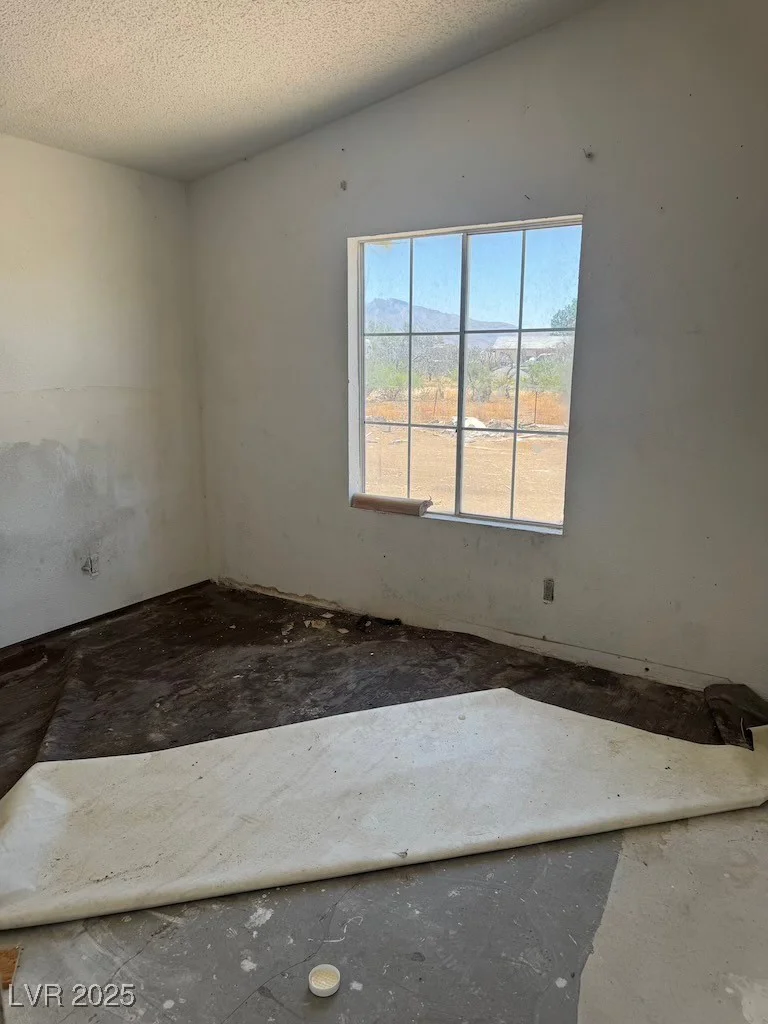 891 Julia St, Pahrump, NV 89048