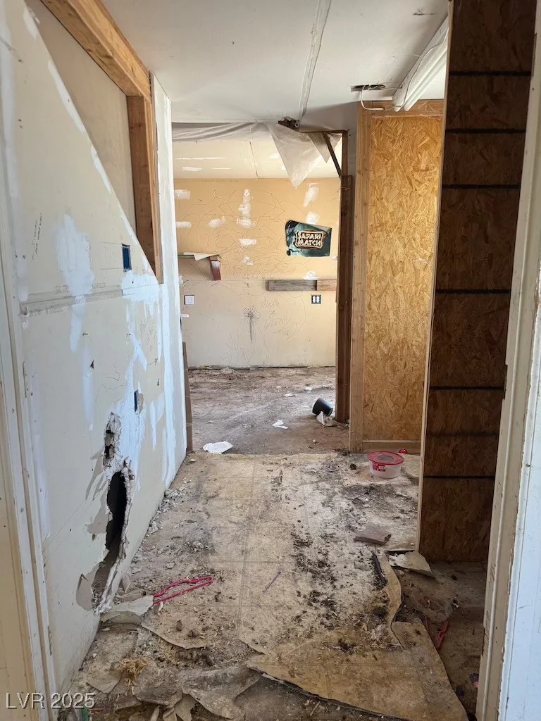 891 Julia St, Pahrump, NV 89048